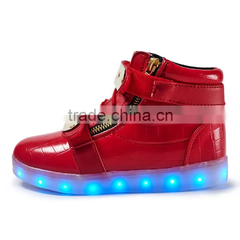 2017 New Chargeable Flash Night Luminous Sneakers Children white black color Light Up shoes for girls and boys sheos