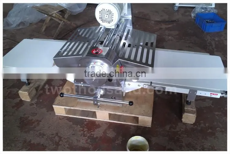 Table Top Croissant Dough Sheeter for Max Dough Sheet 430x1700 MM, CE for Puff Pastry Dough Machine
