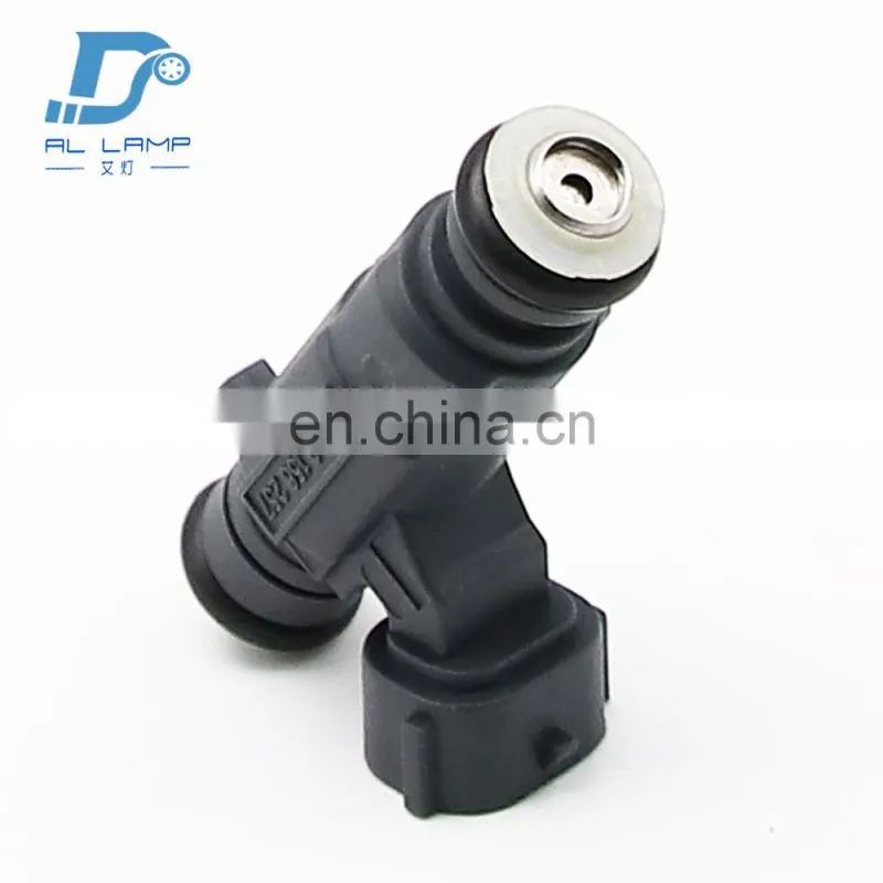 Fuel Injector 0280156257 06B906031G For VAG Santana 3000