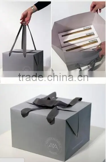 Luxury black paper bag with dot chocolate box packaging paper bag printing paper shopping bag