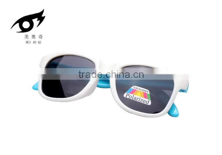 New product Manufacturers selling silicone polarizing sunglasses cute kids glasses