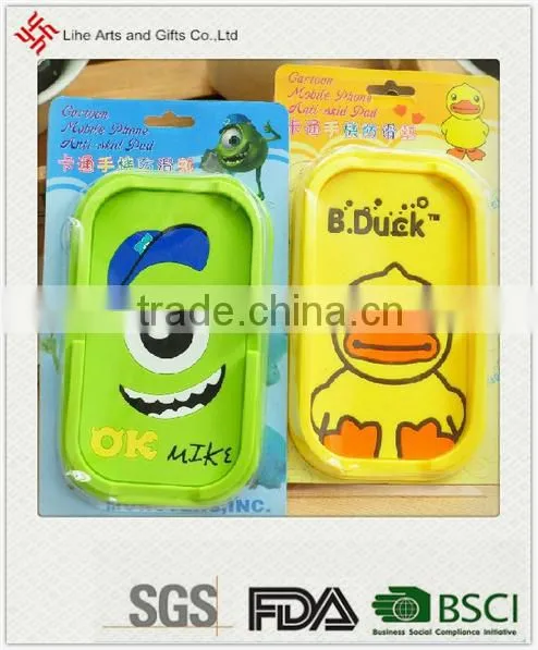Duck cartoon car anti slid mat for smart phone