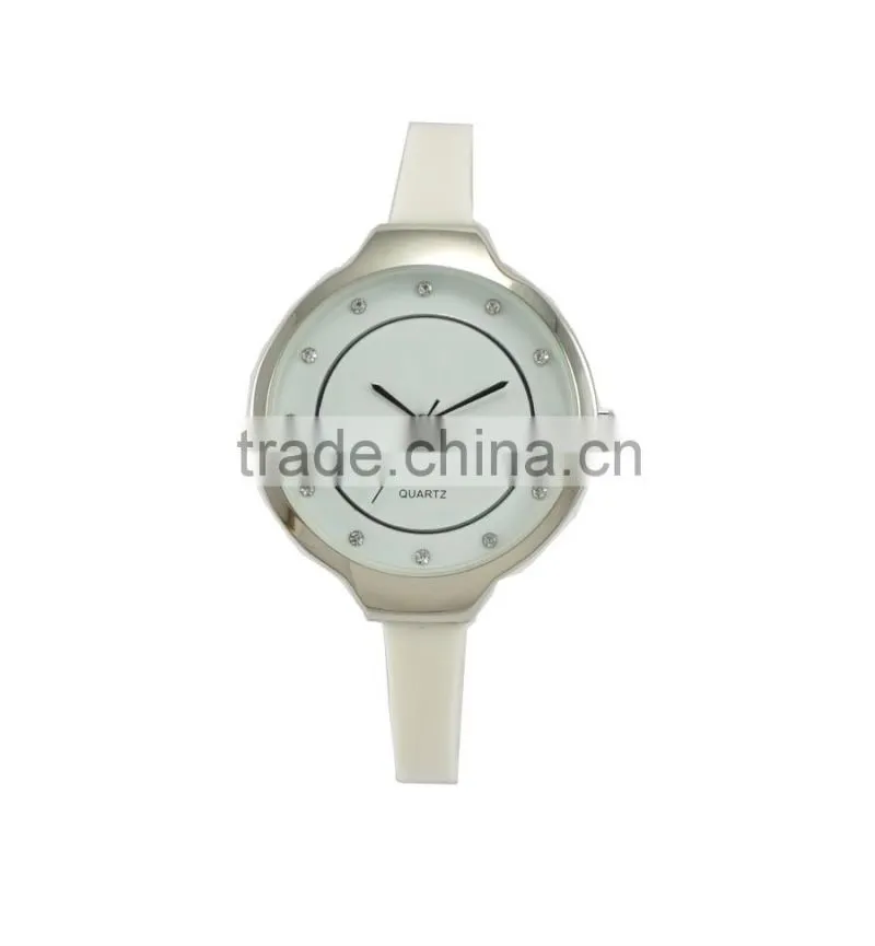 Factory directly sell cheap silicone women quartz watches good quality watch lady wear