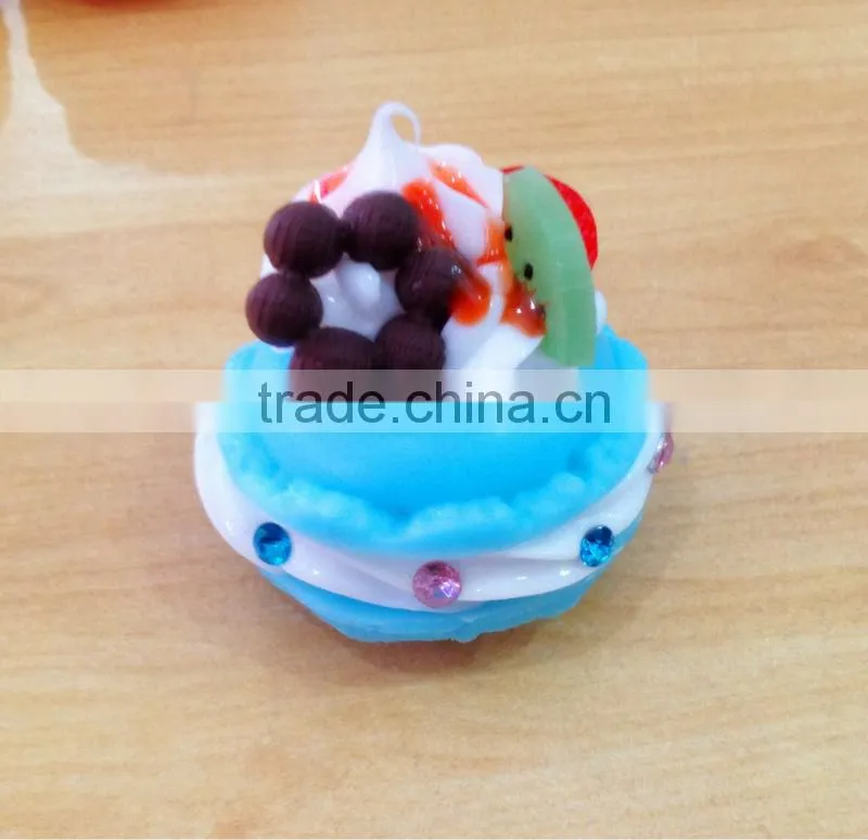 Plastic macaroon for decoration or display in cake shop
