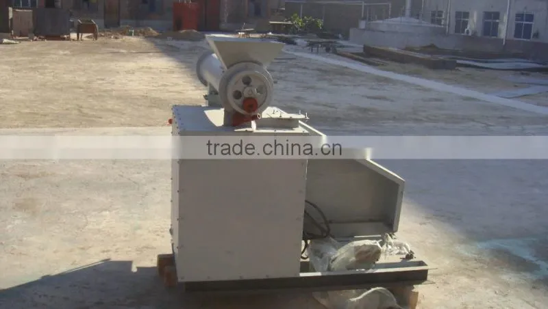 2016 Hot Sale New Type & High Quality Flat Die Pallet Mill(Die-Turning)