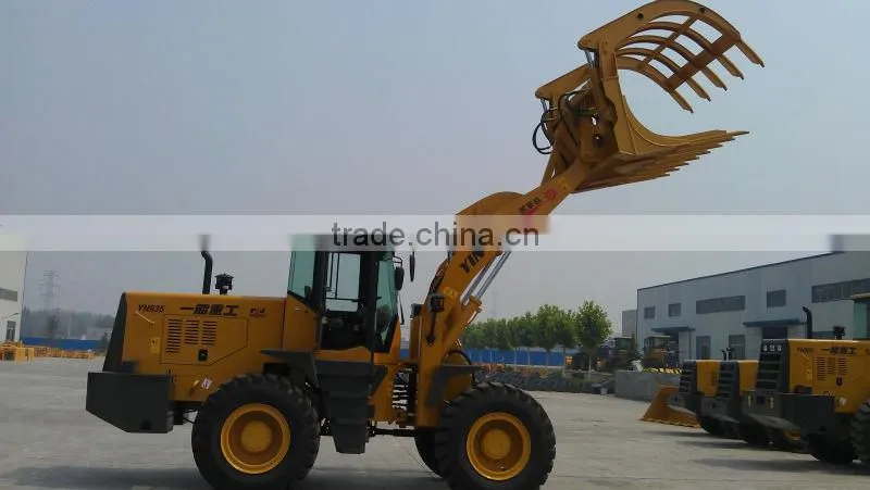mini loader with grass grab/clamp