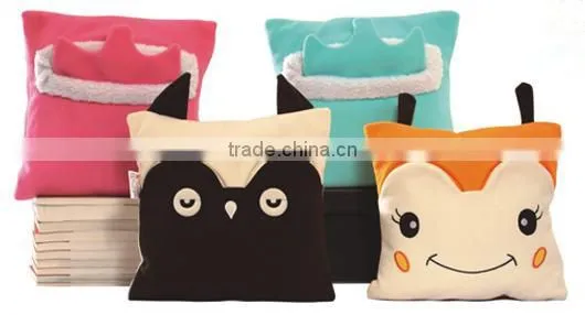 Supply fashion cute multifunctional warming hands and feet cushion