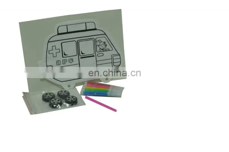 DIY painting balloons with color markers