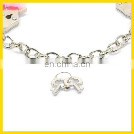 2015 new style pink color plush handcuffs