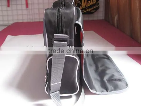 Fashionable shoulder bags