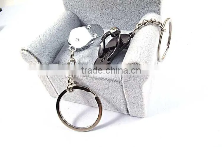 custom metal keychain promotional cute shoes keychain