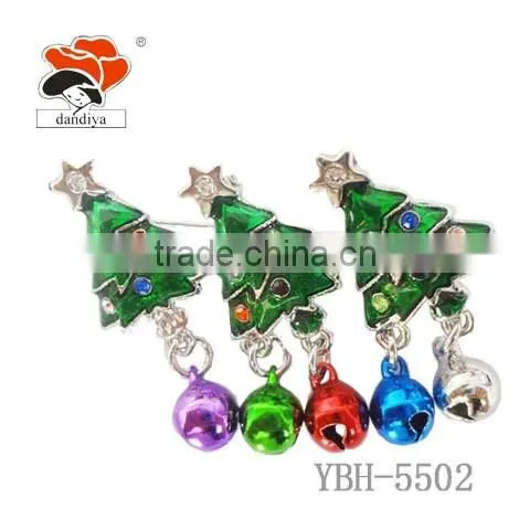 Latest Trendy Alloy Design Christmas Bell Crystal Rhinestone Fancy Brooch Jewelry