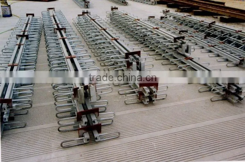 Bridge expansion device