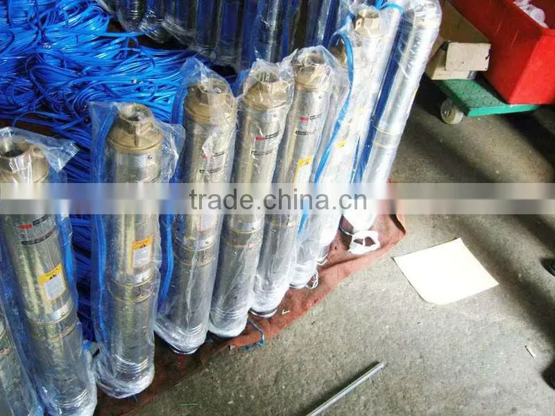 Multi-stage submersible well pump