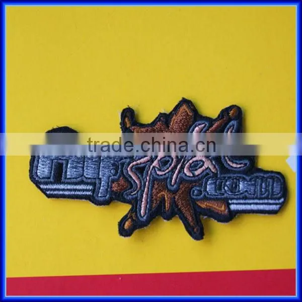 Wholesale letter embroidery company logo patch, beautiful hand sew on embroidery logo patch