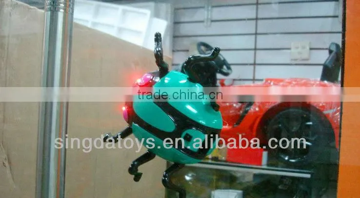 New design hot sell remote control climbing insect