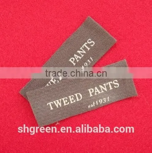 Silk screen printing cloth tags with die-cut hole for wine bottle