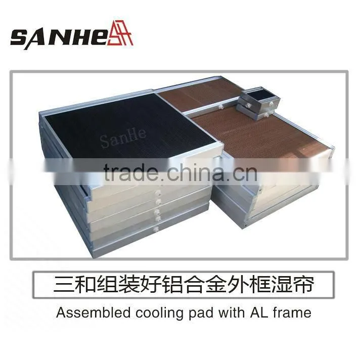Greenhouse evaporative cooling pad