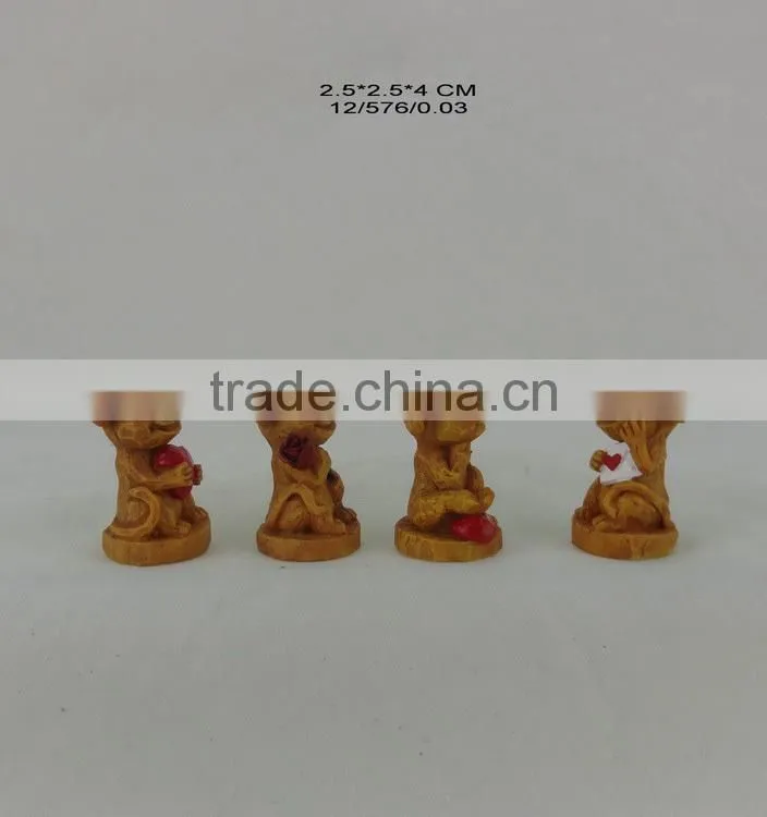 Resin Imitation Wood Effect Monkey Statues