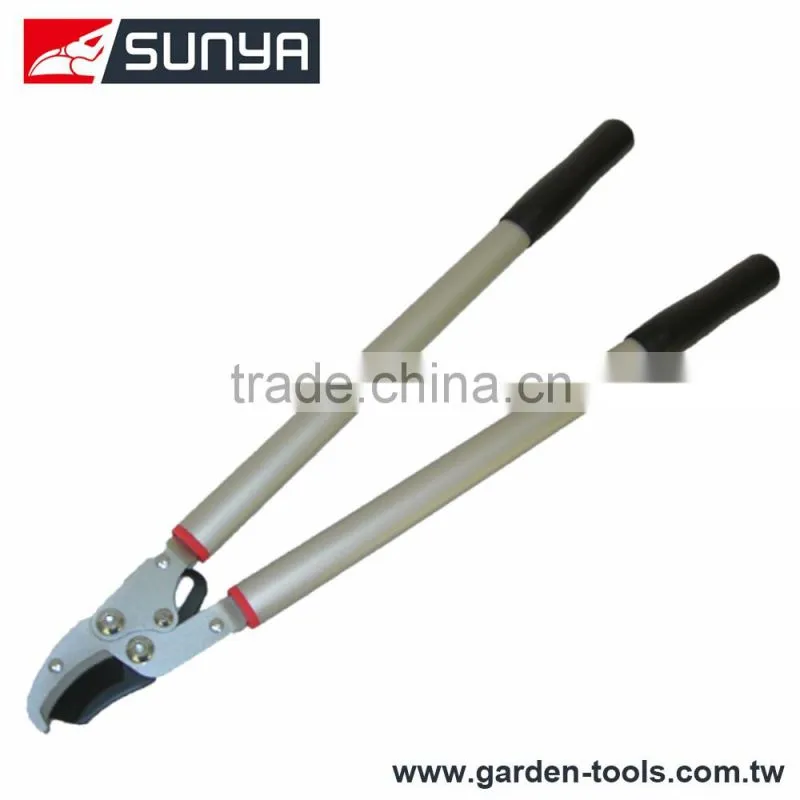 Aluminum rollered anvil lopper