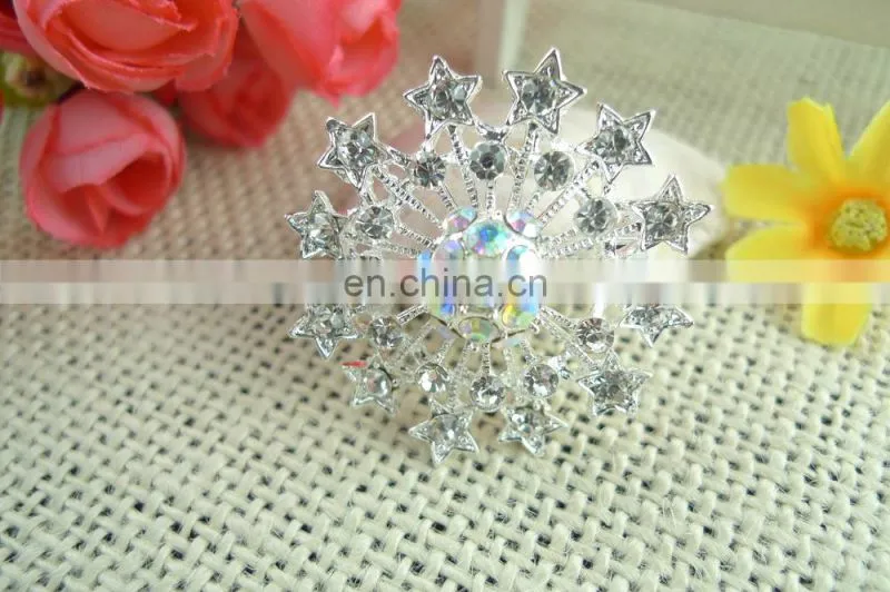 Cheap wholesale rhinestones brooch for wedding invitations