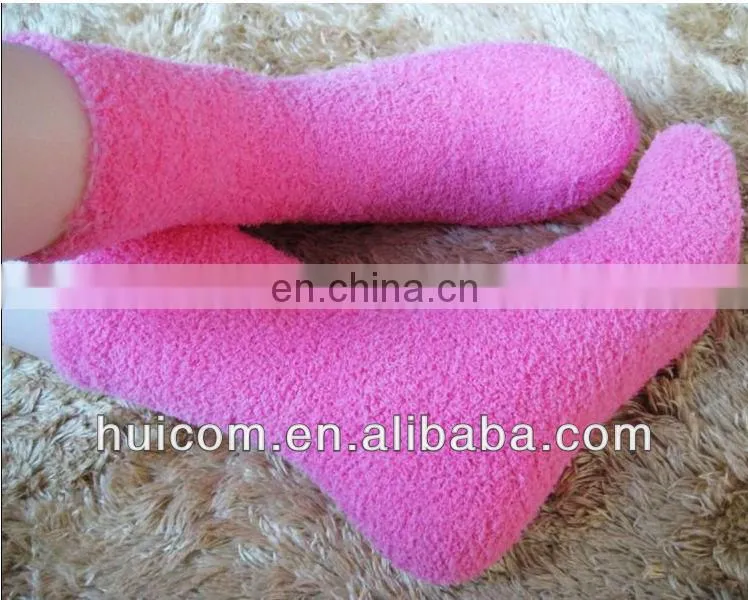 unit color fluffy socks
