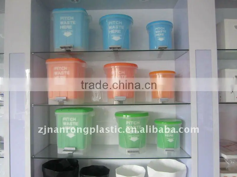 NR-2234 Colorful Plastic Ash bin