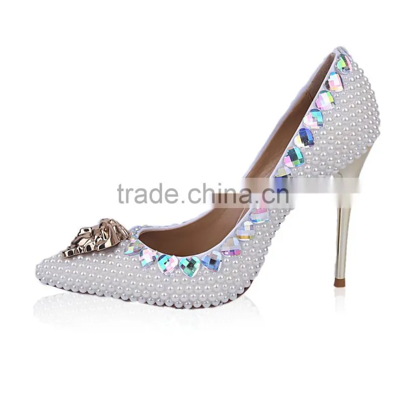 Love Heart Diamond Wedding Heels, High-end Leather White Wedding Shoe for Bridal Handmade with Peal Mask Face