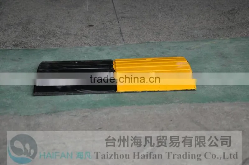 500*300*40mm New Products rubber speed bump for Crossroads /High quality hot sell rubber speed bump used in Intersection