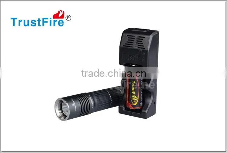 Trustfire A8 portable fishing light CREE XM-L 2 1000lumens, we are professional led flashlight factory!