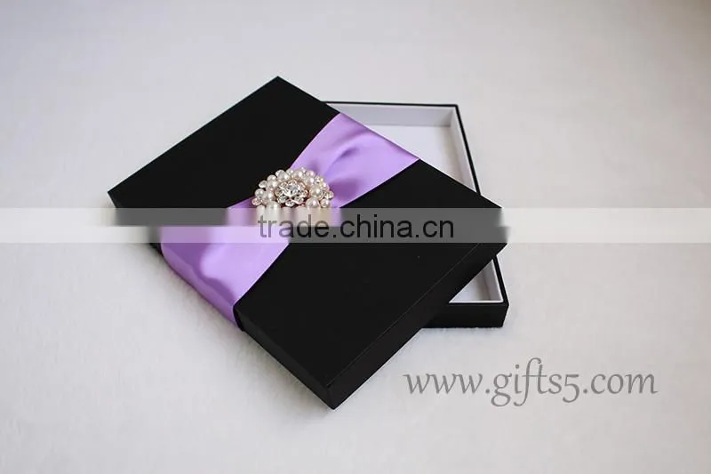 Customized Made-In-China Luxury Ribbon Wedding Invitation Box For Gift