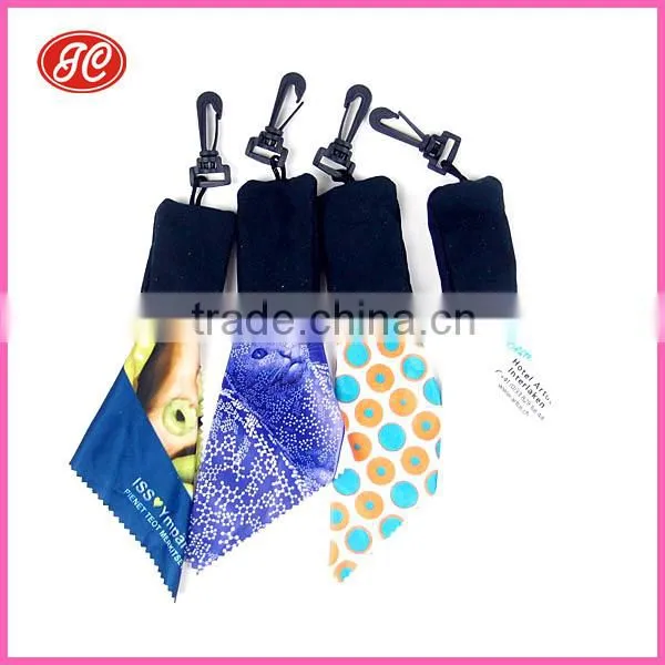 Key chain microfiber cleaning cloth key chain Suspension Microfiber Cloth with Key Chain