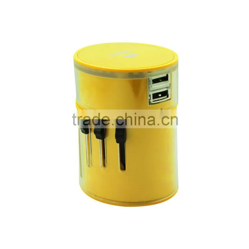 Double USB travel adapter and converter