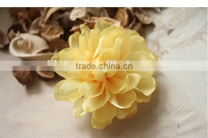 Handmade Fashion Fabric Flower Artificial Decorative Flowers