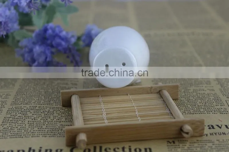 personalized ceramic salt and pepper shaker , porcelain salt and pepper shaker with lid