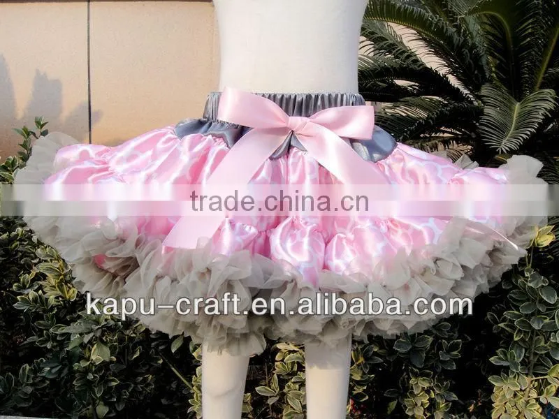 Fluffy yello Four Leaf Clover printed petty skirts with grey ruffles