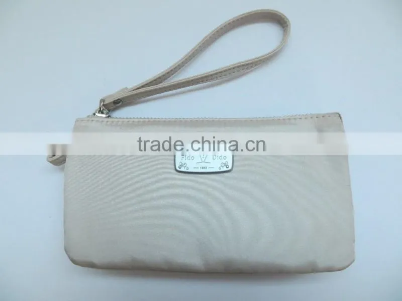 latest white leisure clutch bags girls
