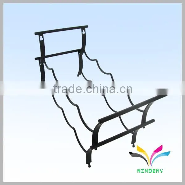 Ladder style 4 holders black one line liquor display bottle cheap wine racks