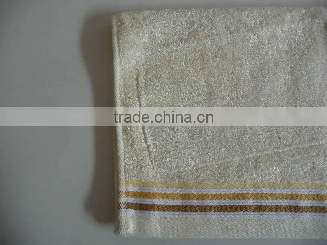 affixed cloth towels