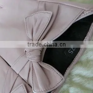 High grade light pink womens fashion bow leather gloves