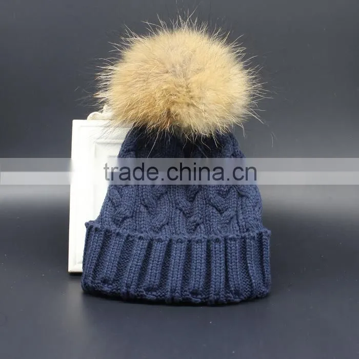 natural fur pompoms / fur bobbles / wholesale raccoon fur pom poms