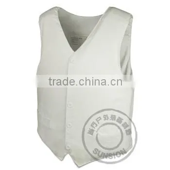 High Quality Tactical Vest adopts1000D high strength Nylon fabric