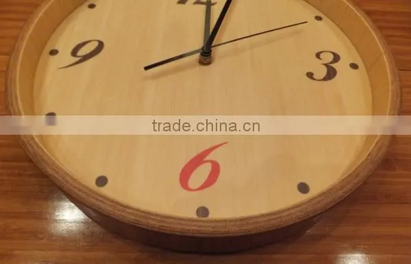 round shape bamboo wall clock
