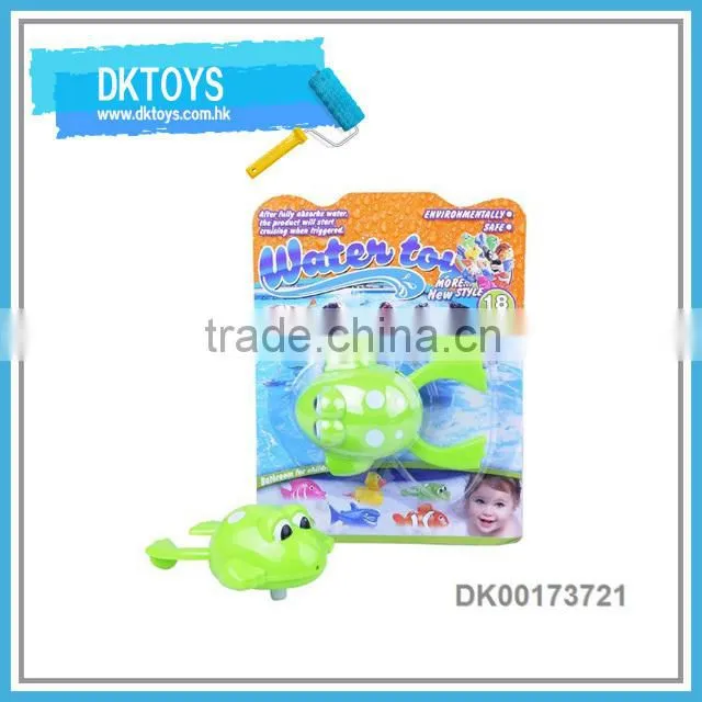 Bright Color Swimming Whale Plastic Wind Up Baby Toy