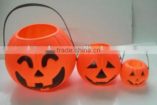 Food grade plastic pumpkin bucket portable Halloween candy bucket