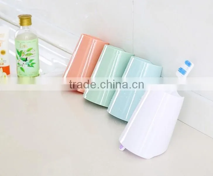 multifunction plastic toothbrush cup/toothbrush holder