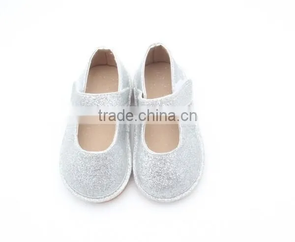 Hot Selling childrens squeaky shoes mix color shoes for kids