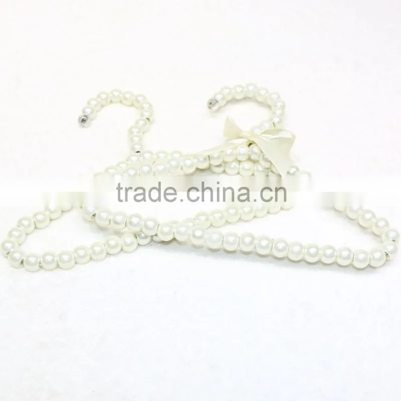 2015 Hot Sale High Quality Pet Hanger Pearl Beaded Pet Clothes Hanger