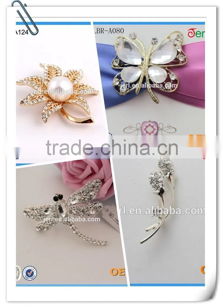 Fashion design best quality cheap crystal wedding brooch bulk rhinestone brooch