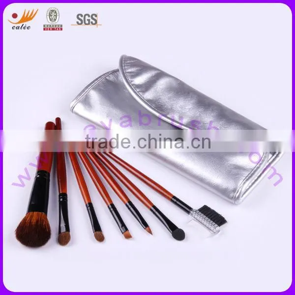 7Pcs Fashionable Makeup Brushes